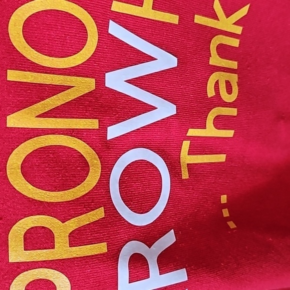 Gildan Red Long Sleeve Sweatshirt with "Arrowhead" Graphics NWOT - Picture 5 of 14